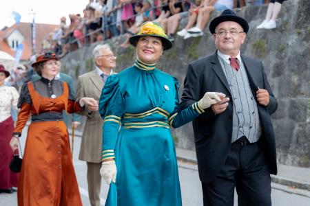 Povorka ob dnevih narodnih noš in oblačilne dedščine (129)